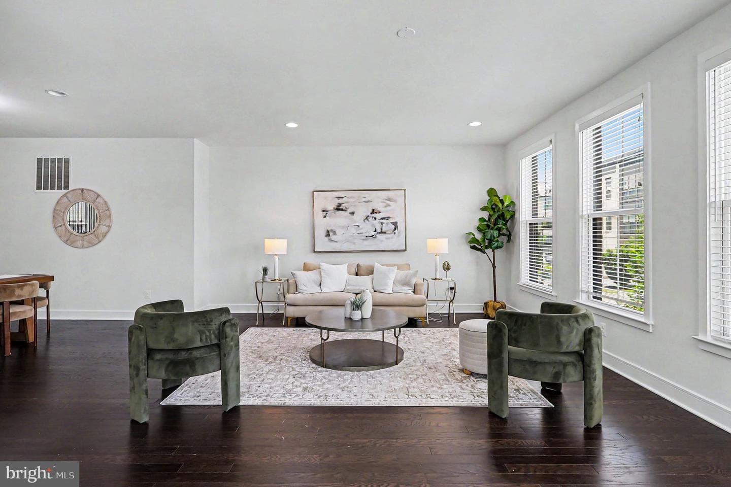42361 Vancouver Terrace photo 4