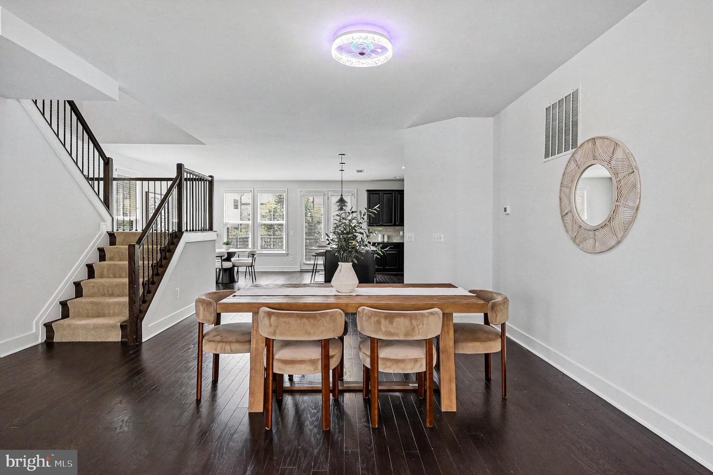 42361 Vancouver Terrace photo 5