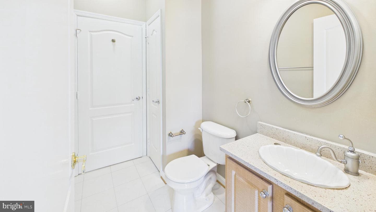 20920 Cedarpost Square #300 photo 36