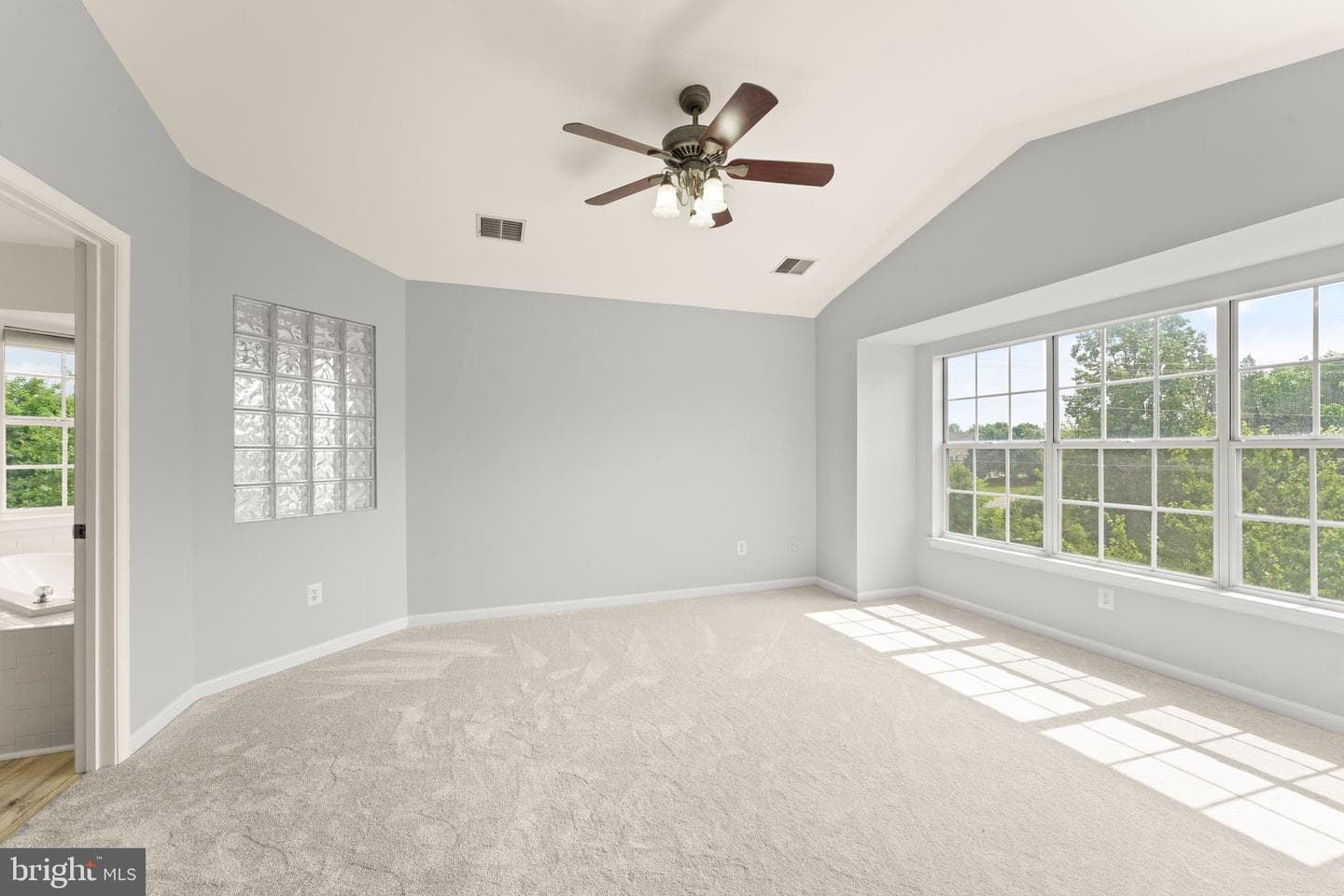 21610 Monmouth Terrace photo 40