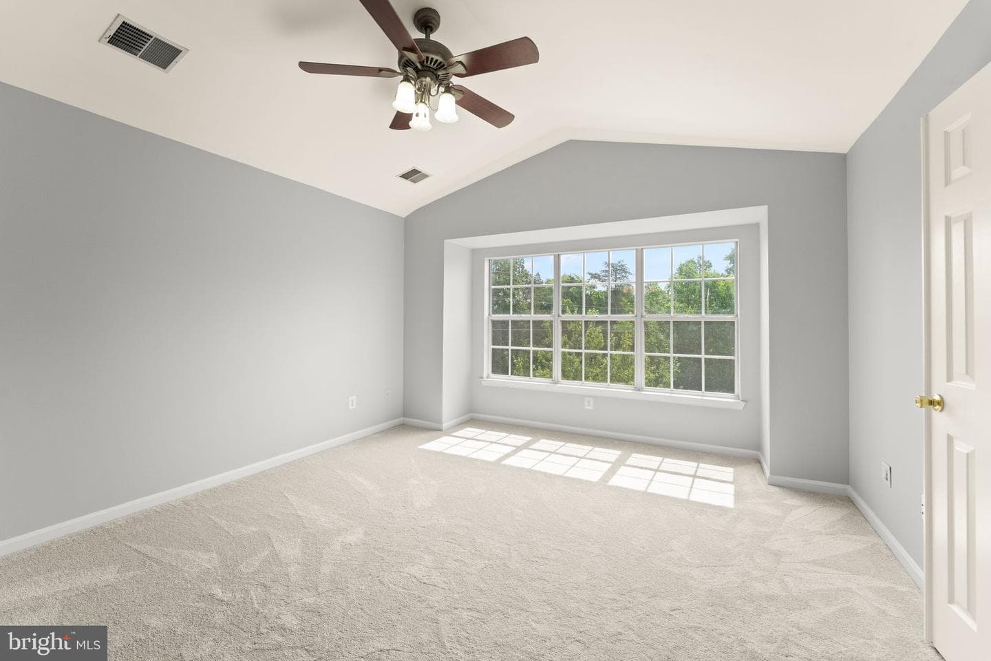 21610 Monmouth Terrace photo 41