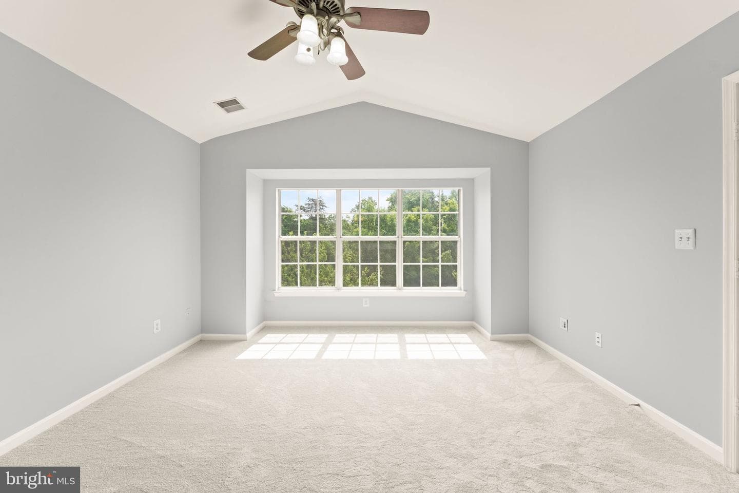 21610 Monmouth Terrace photo 42