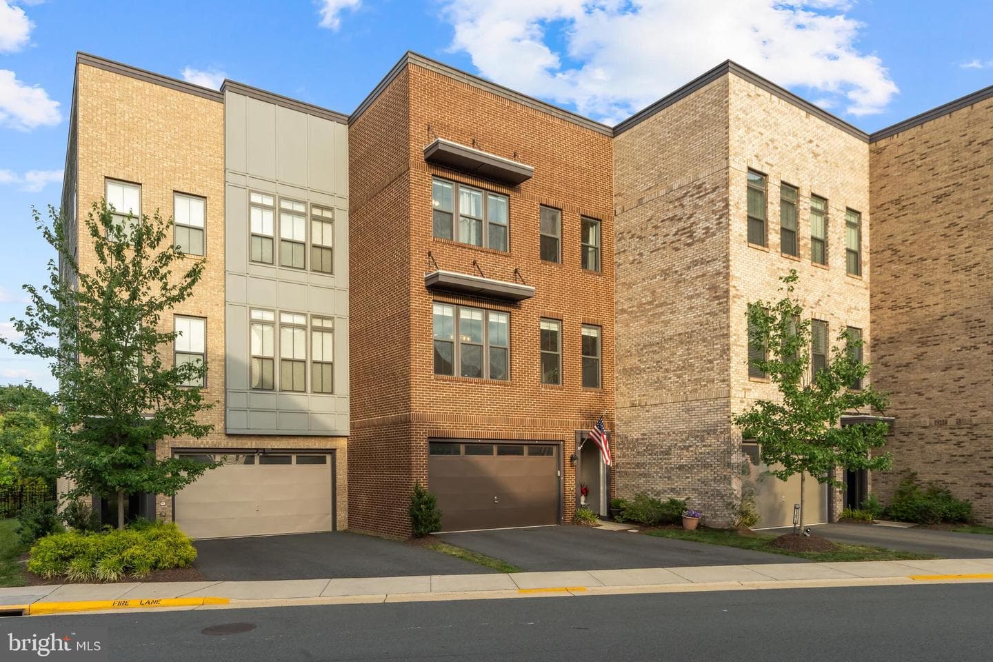 23072 Sullivans Cove Square, Brambleton