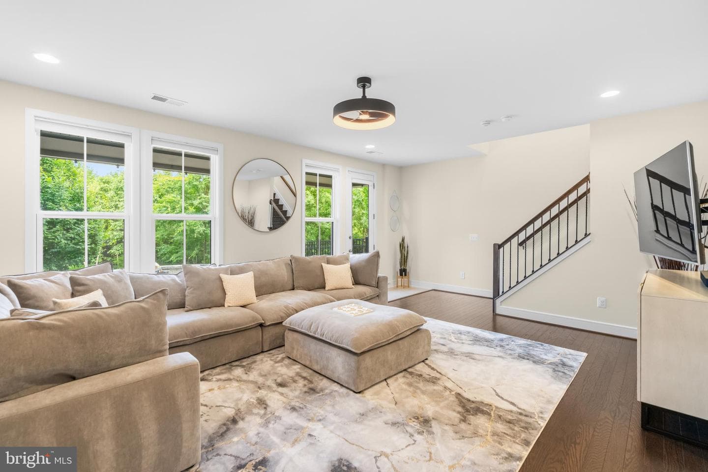 23072 Sullivans Cove Square photo 36