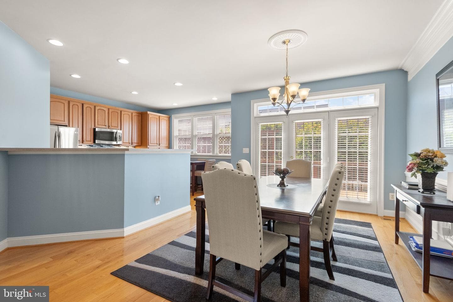 610 Battery Terrace NE photo 13