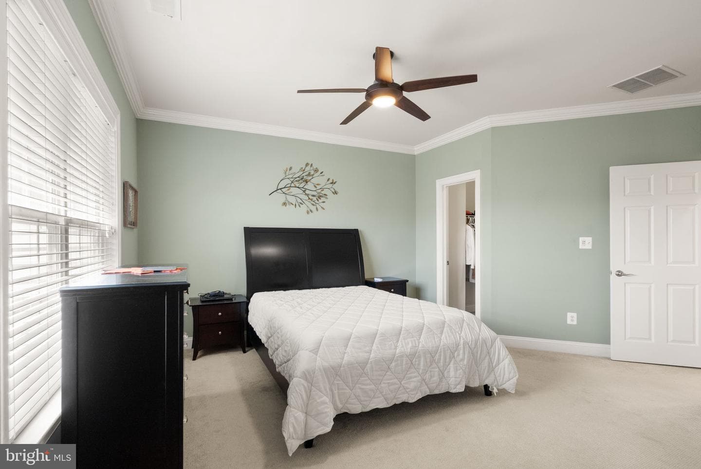 610 Battery Terrace NE photo 25