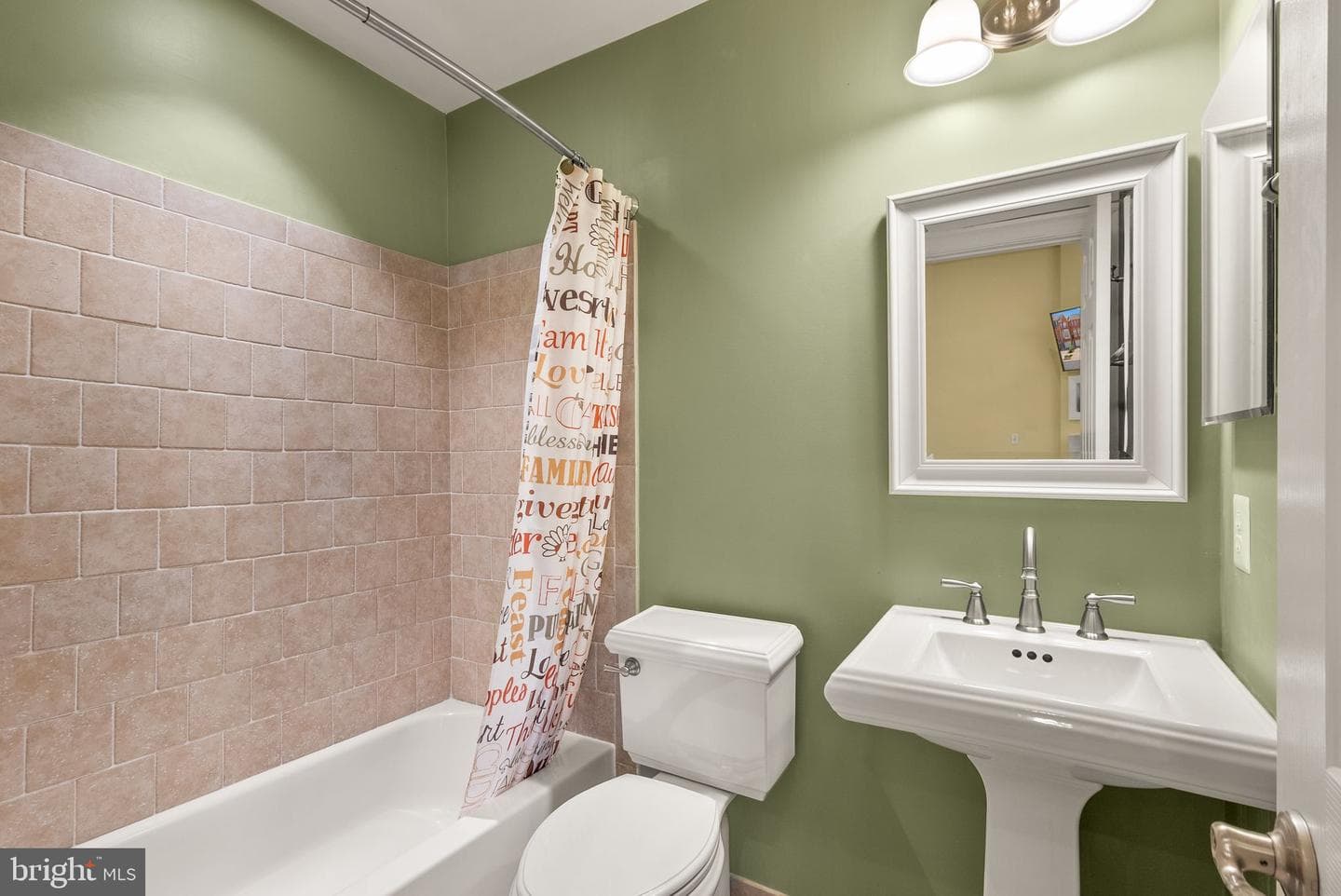 610 Battery Terrace NE photo 39