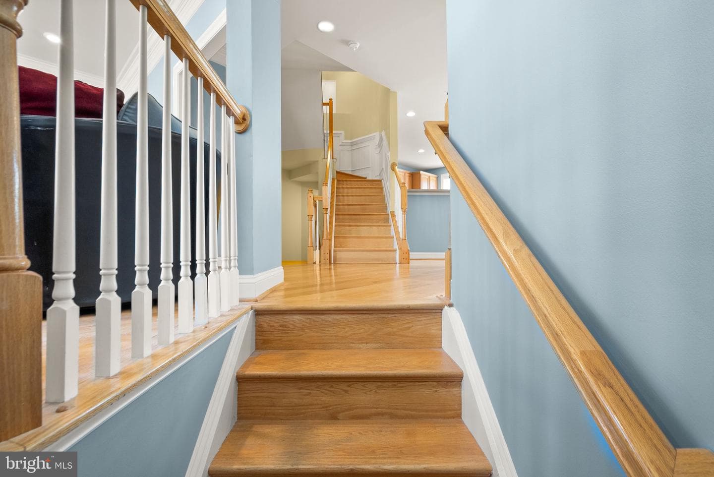 610 Battery Terrace NE photo 4