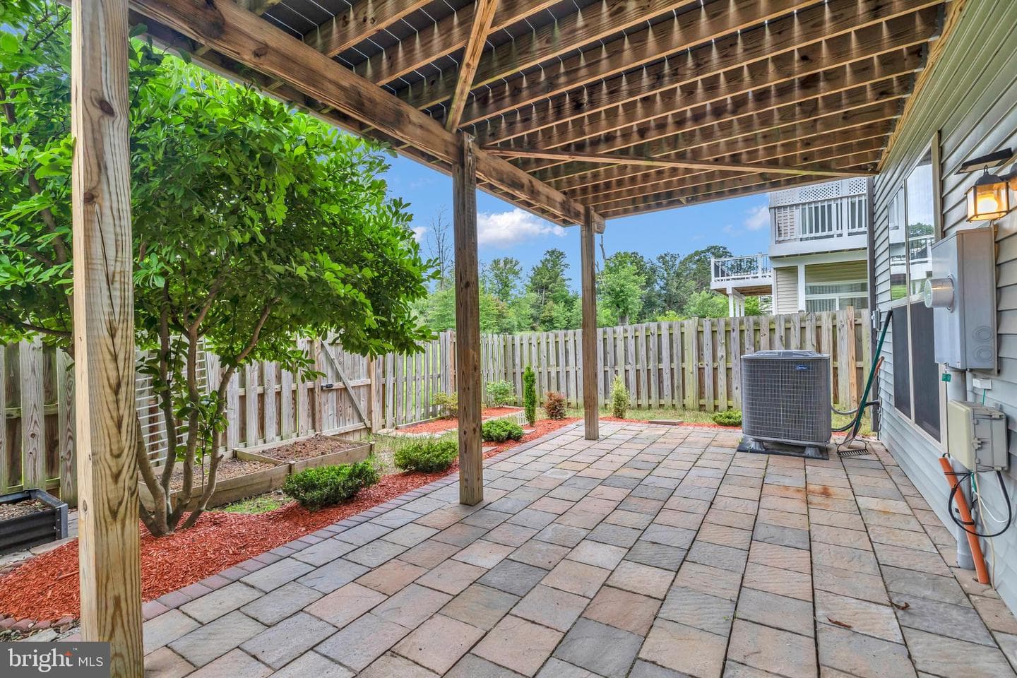 25284 Arrowroot Terrace photo 39