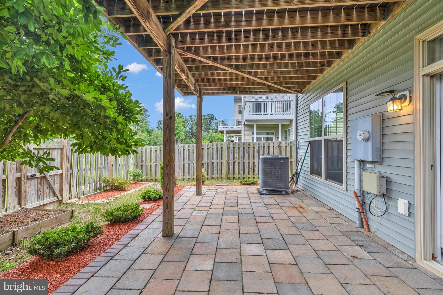 25284 Arrowroot Terrace photo 40