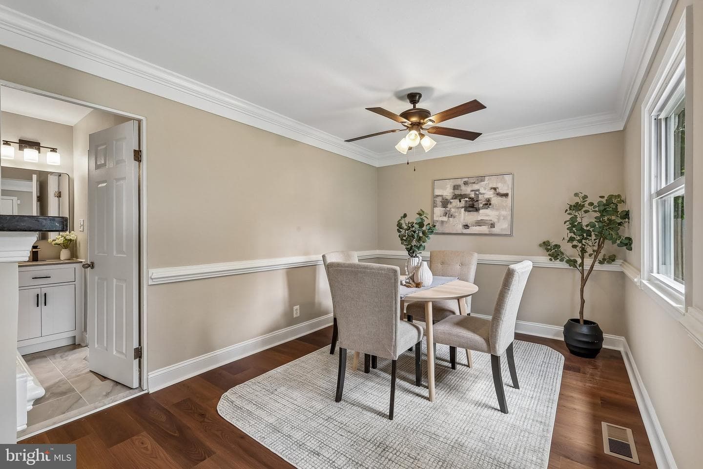 108 N Cypress Road N photo 11