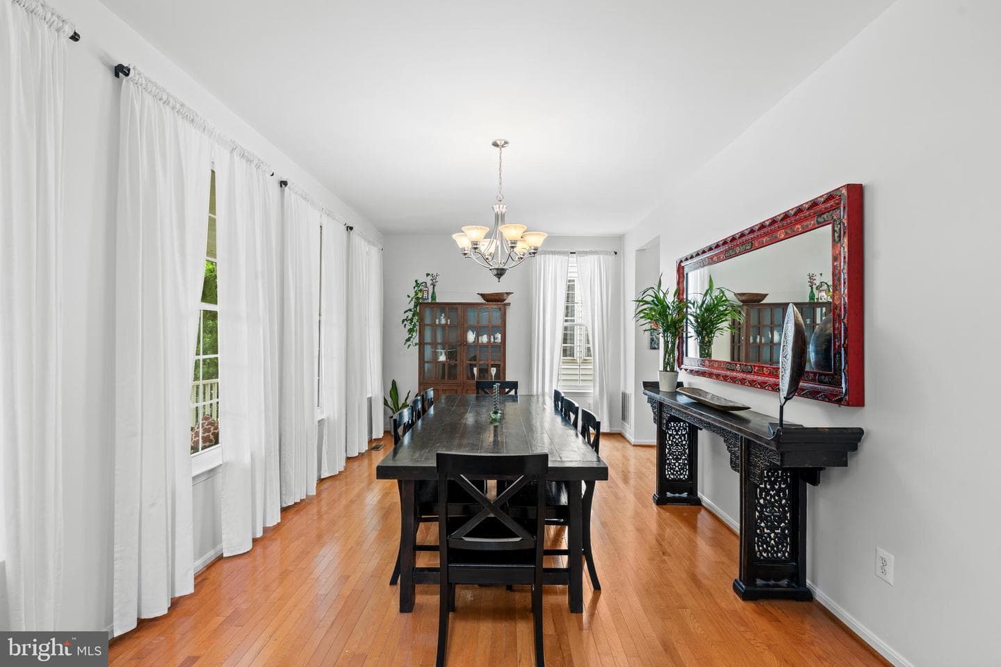 20309 Vermeer Street photo 14