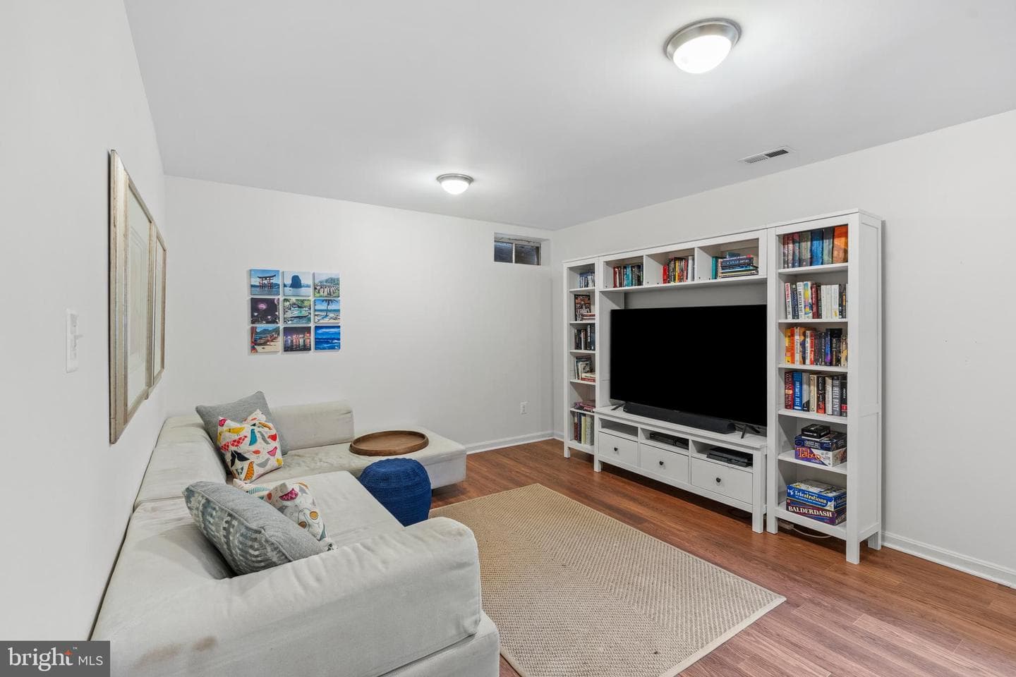 20309 Vermeer Street photo 26