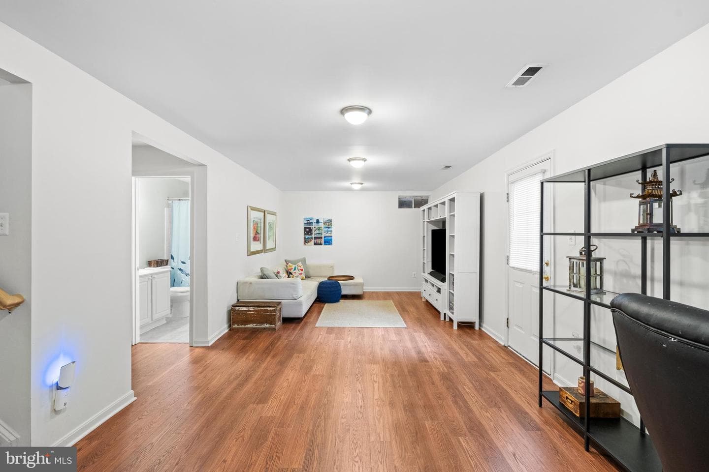 20309 Vermeer Street photo 28