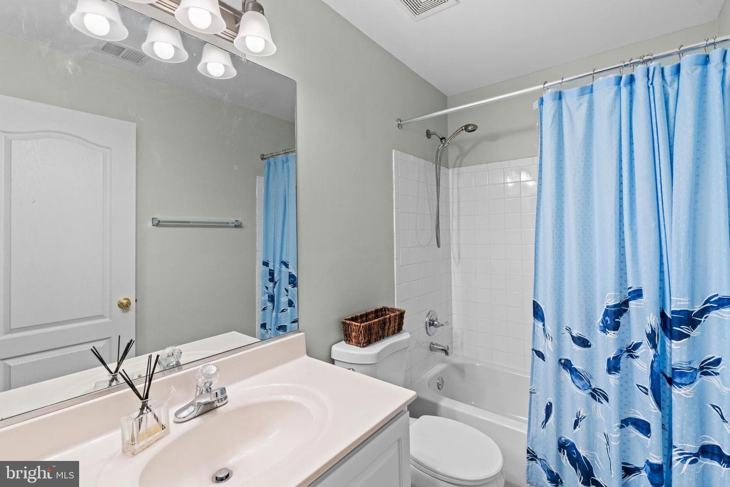 20309 Vermeer Street photo 29
