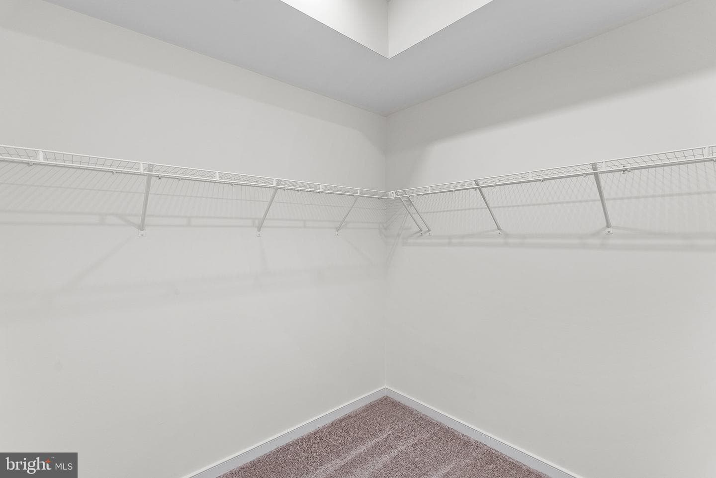 43841 Venetian Square photo 20
