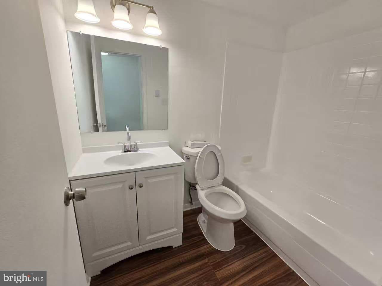 221 N Fillmore Avenue #6 photo 14