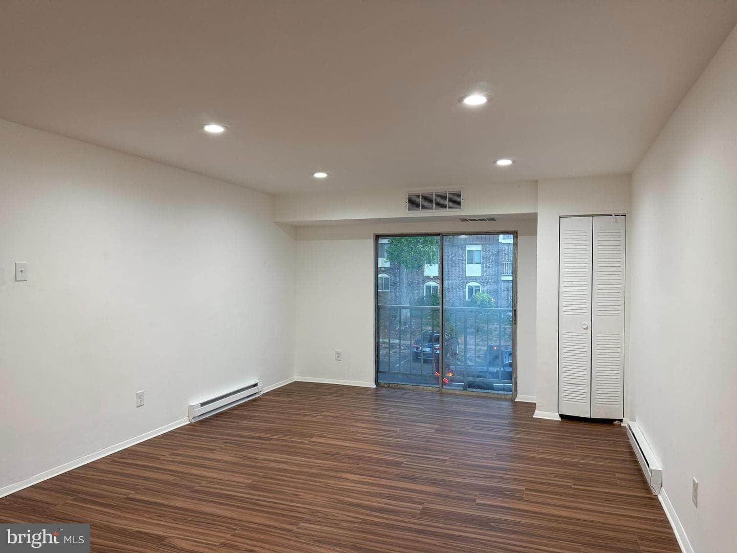 221 N Fillmore Avenue #6 photo 4