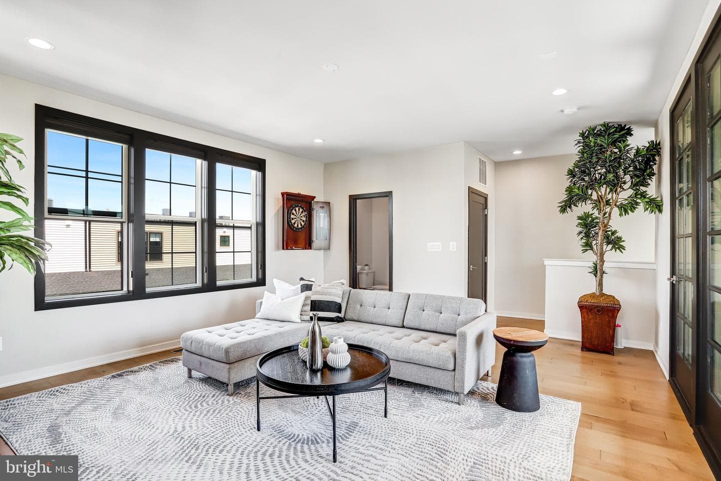 43404 Fifeville Square photo 47