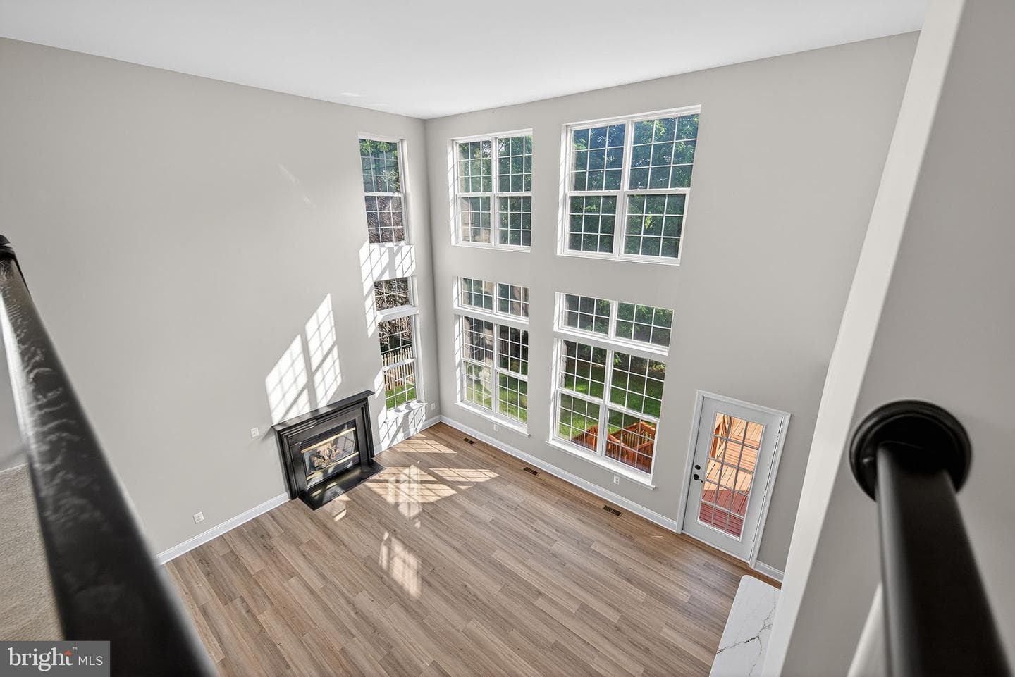 852 Macalister Drive SE photo 34