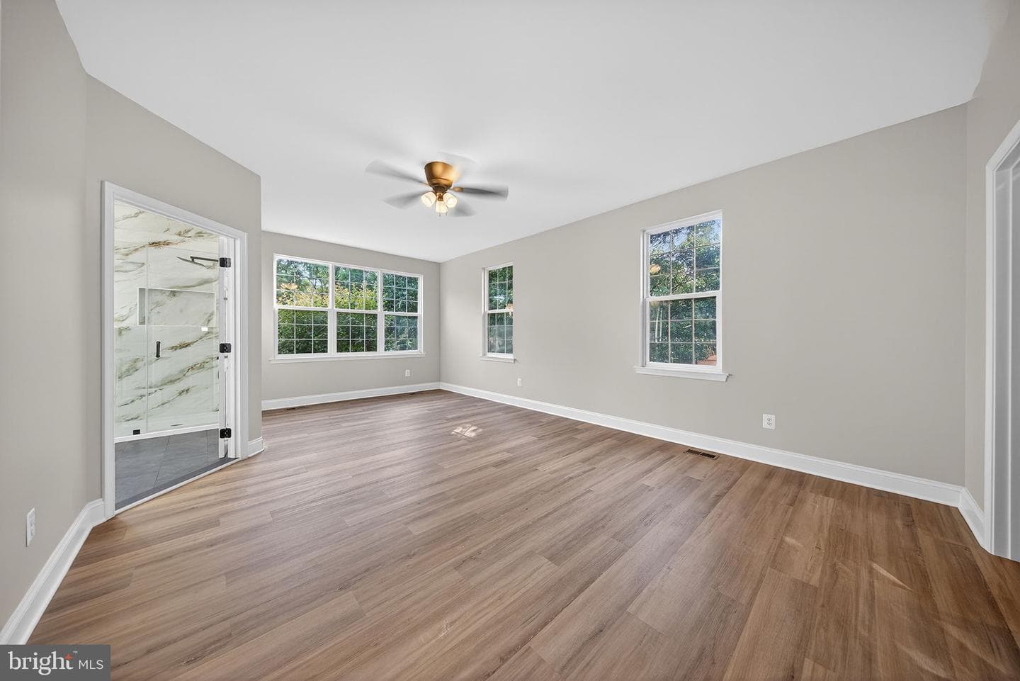 852 Macalister Drive SE photo 44