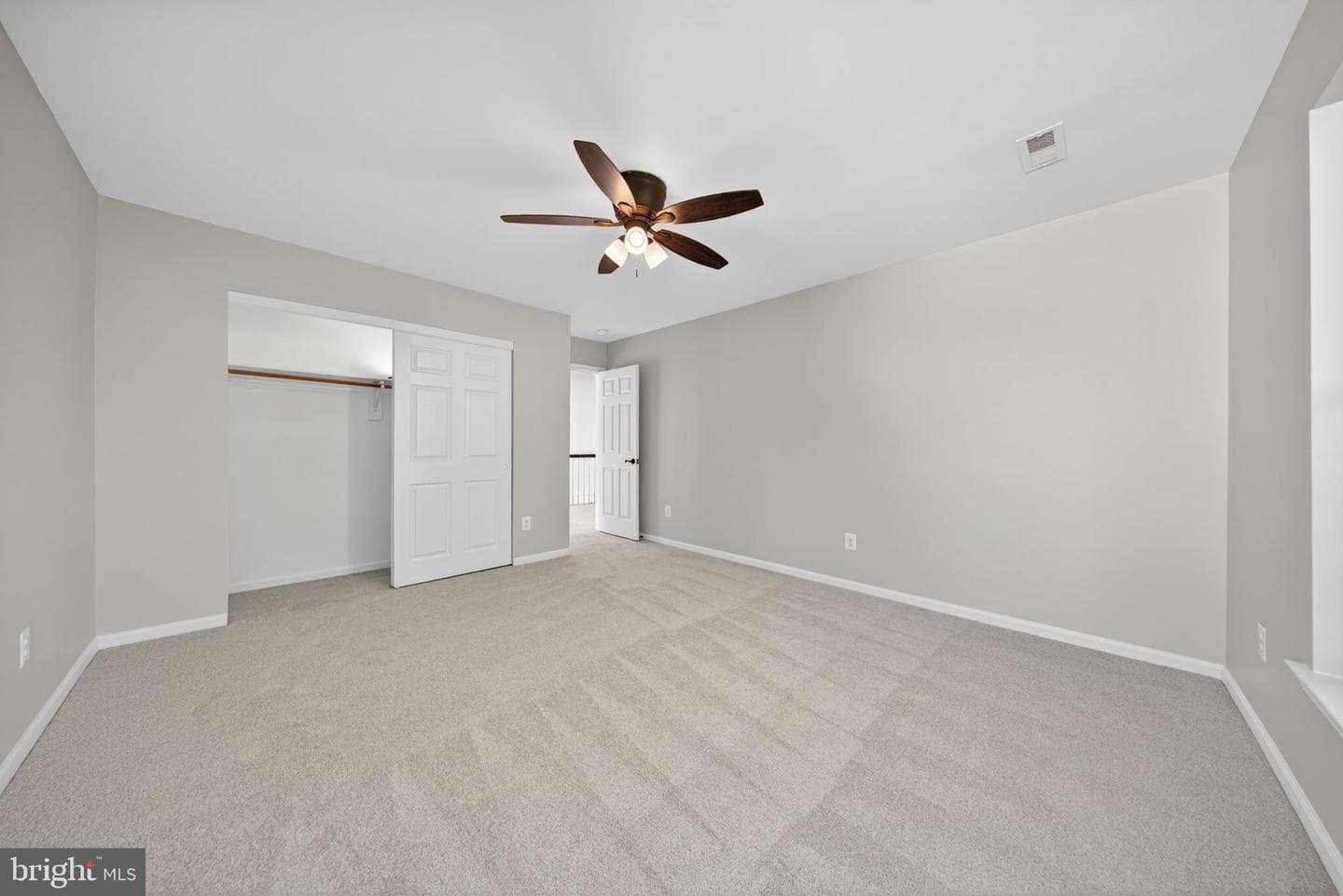 852 Macalister Drive SE photo 57