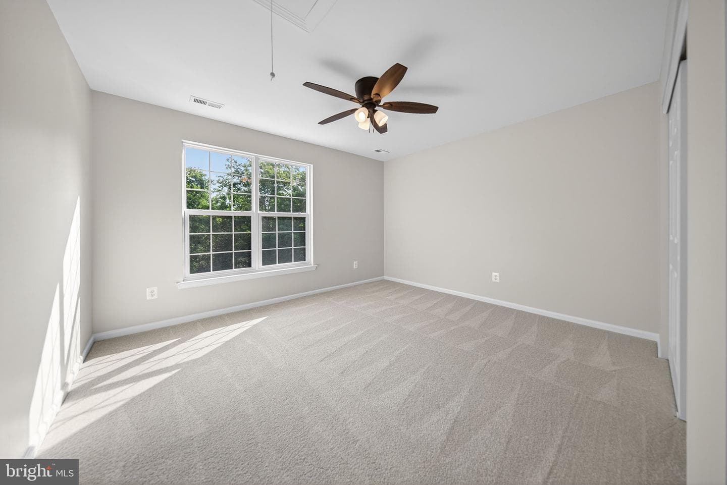 852 Macalister Drive SE photo 60