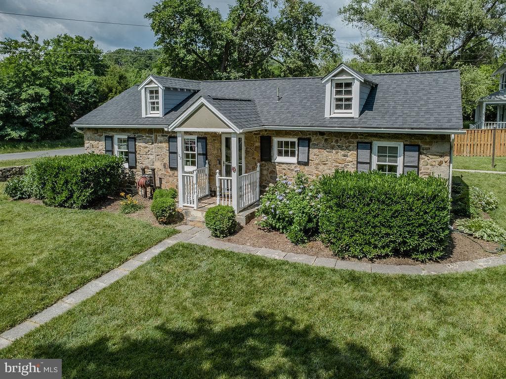 102 Phillips Court NW photo 61