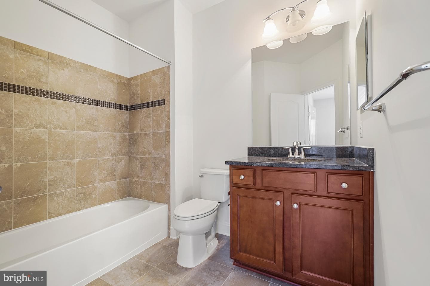 42115 Pleasant Forest Court photo 32