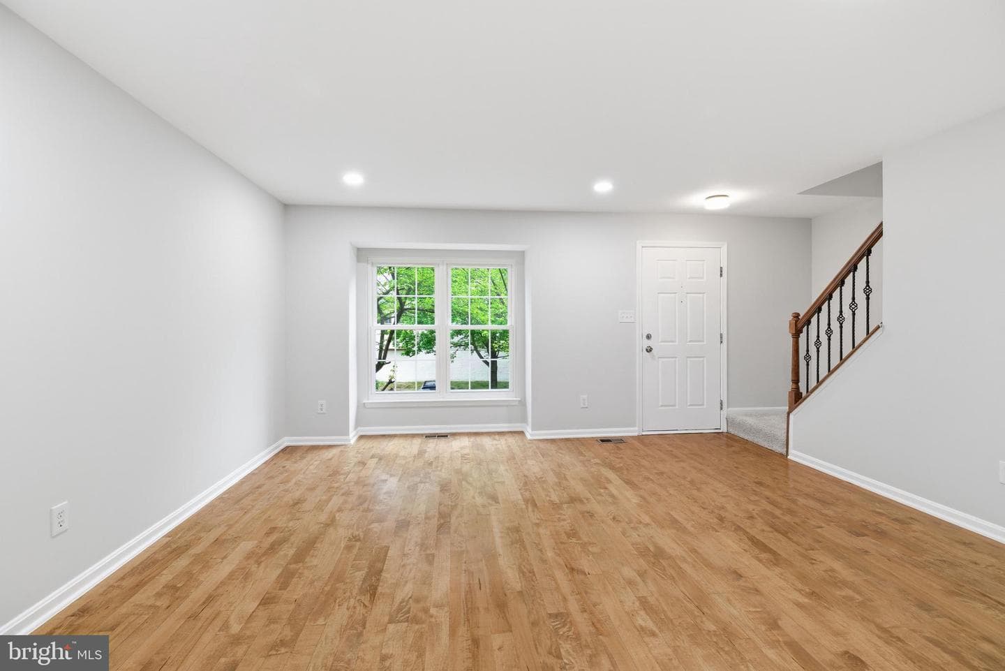 22009 Guilford Station Terrace photo 12