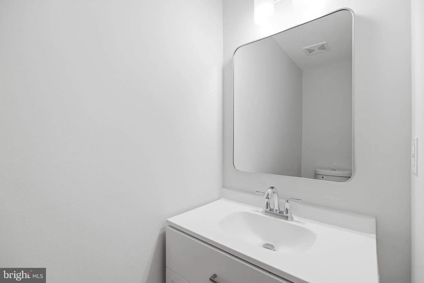 22009 Guilford Station Terrace, Sterling