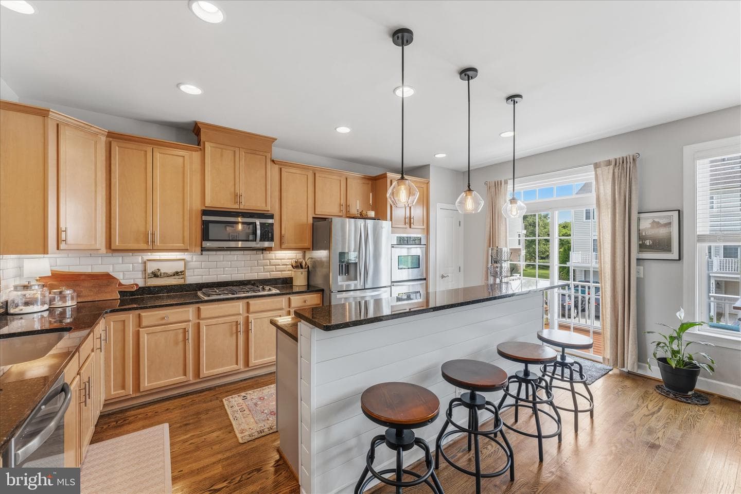 41060 Dorati Square photo 14