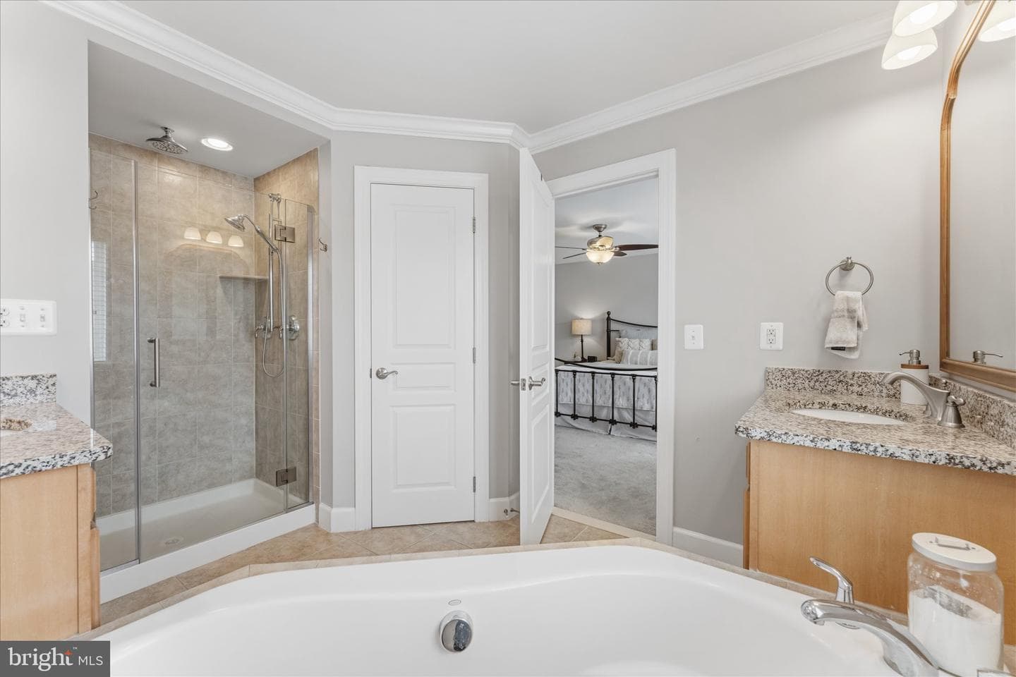 41060 Dorati Square photo 29