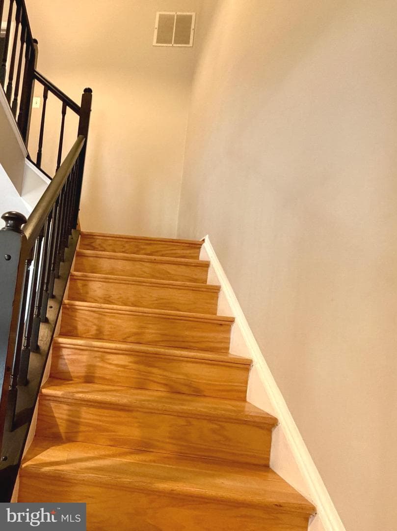 27 Lyndhurst Court photo 13