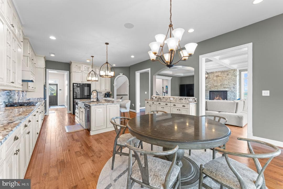 15988 Waterford Crest Place photo 13
