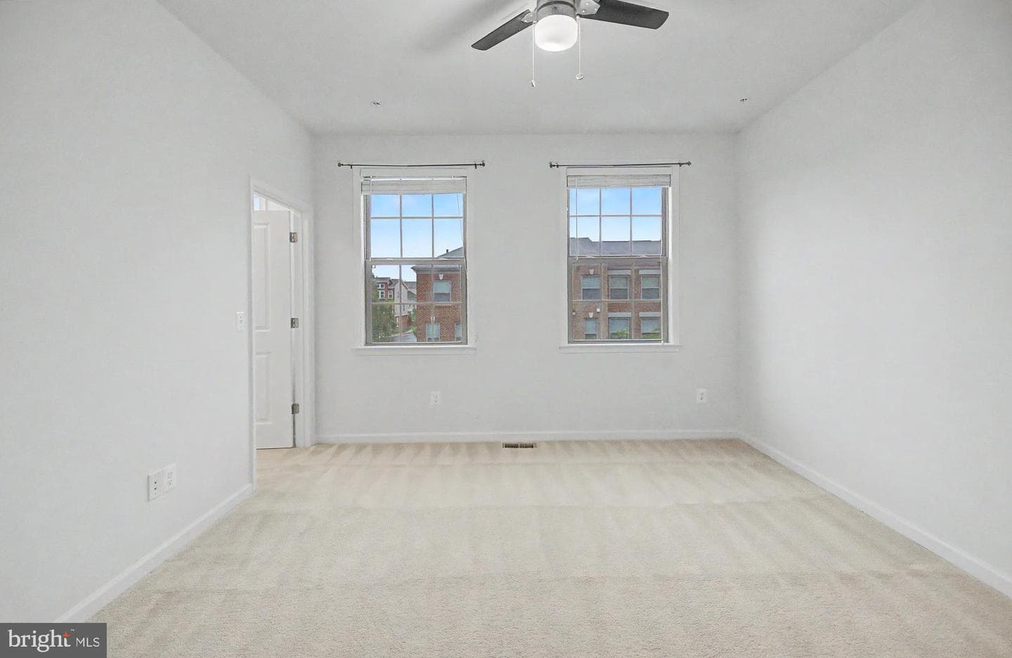 23398 Epperson Square photo 29