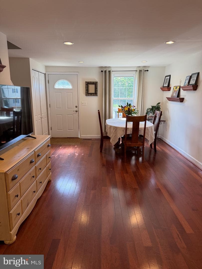 5 Alden Court photo 3