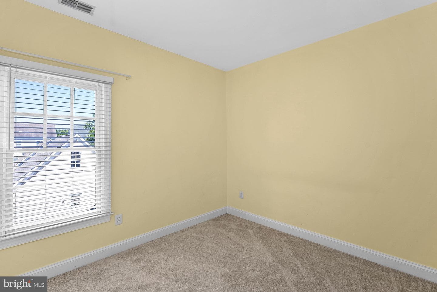 627 Kinvarra Place photo 48