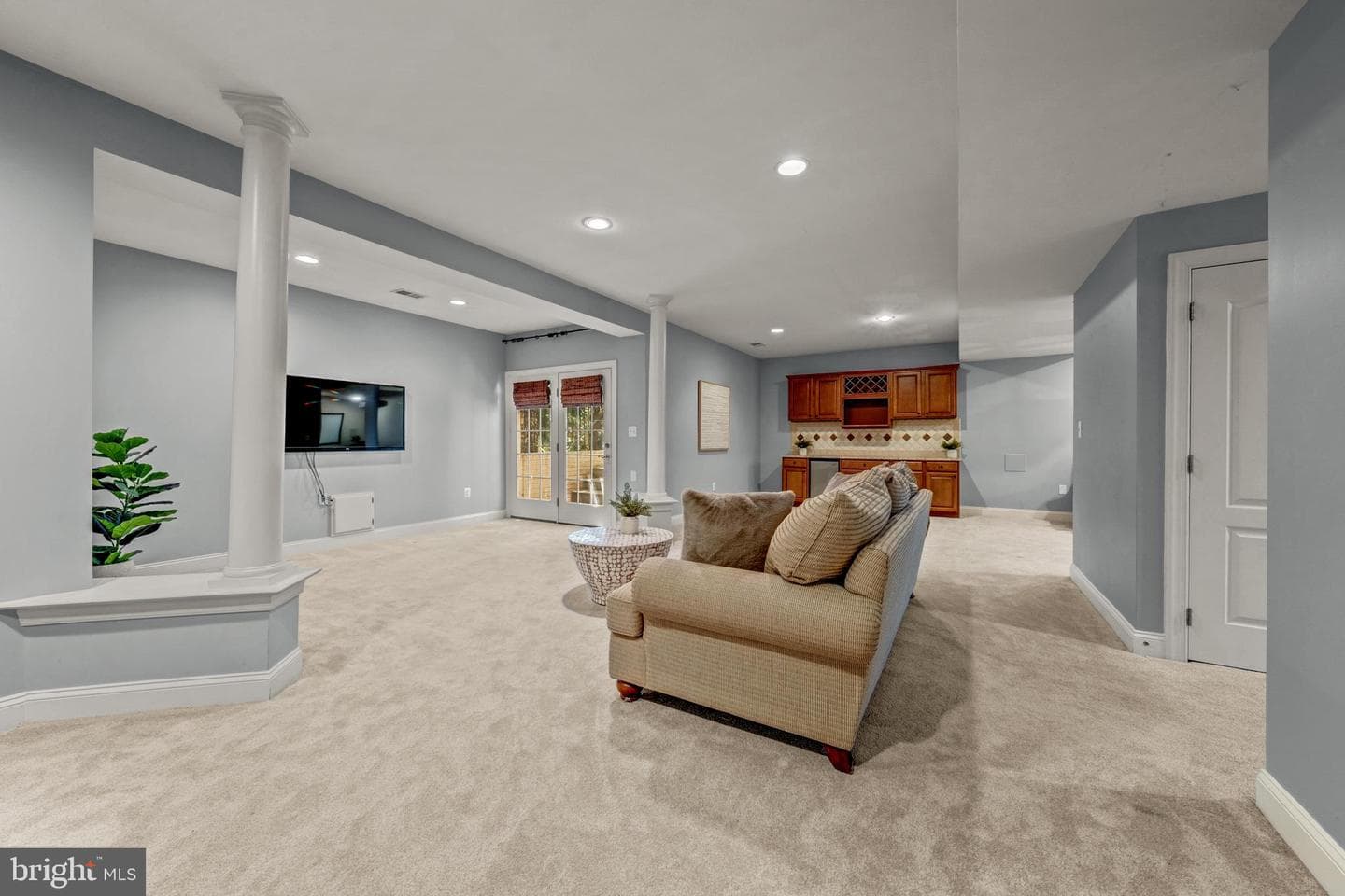 24165 Spring Meadow Circle photo 49