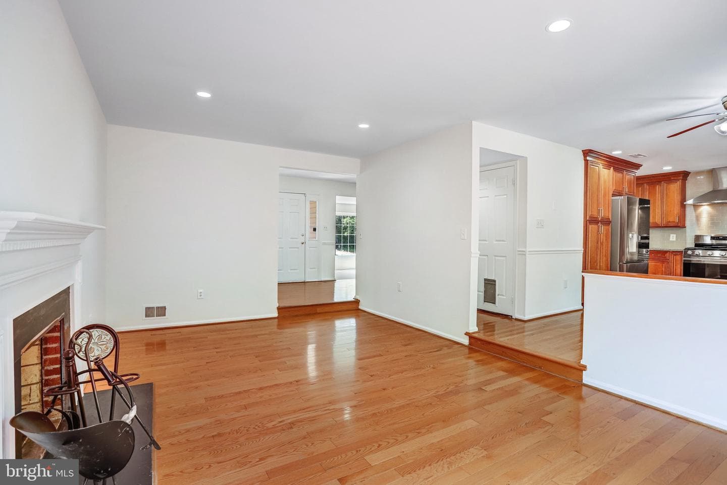 124 Environs Road photo 15