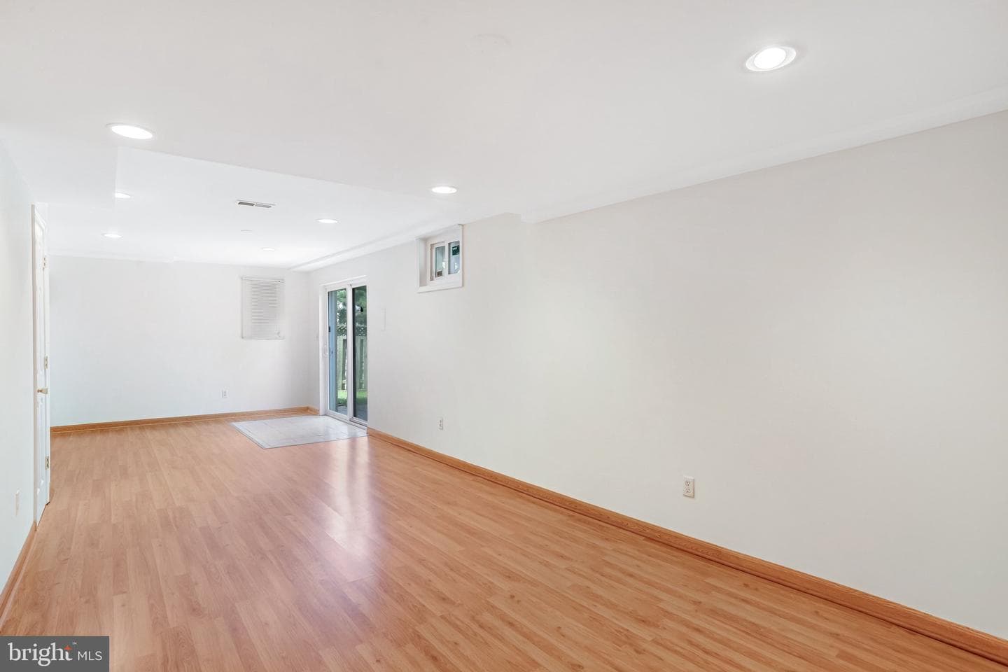 124 Environs Road photo 55