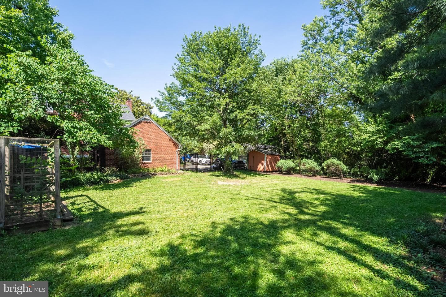 241 Edwards Ferry Road NE photo 8