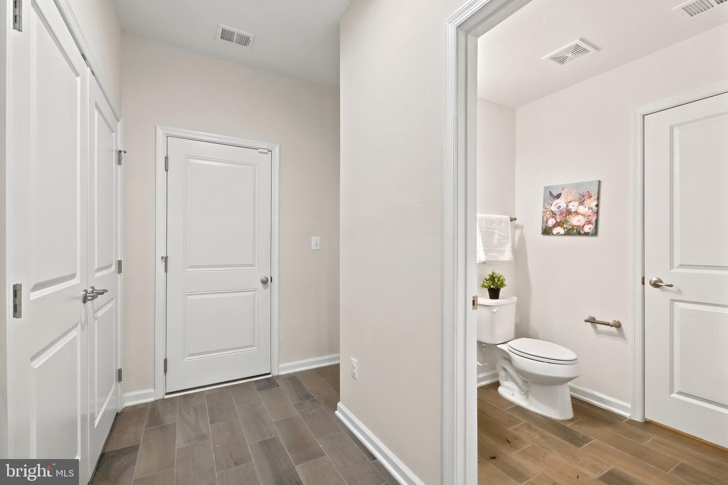 22311 Tees Terrace photo 12