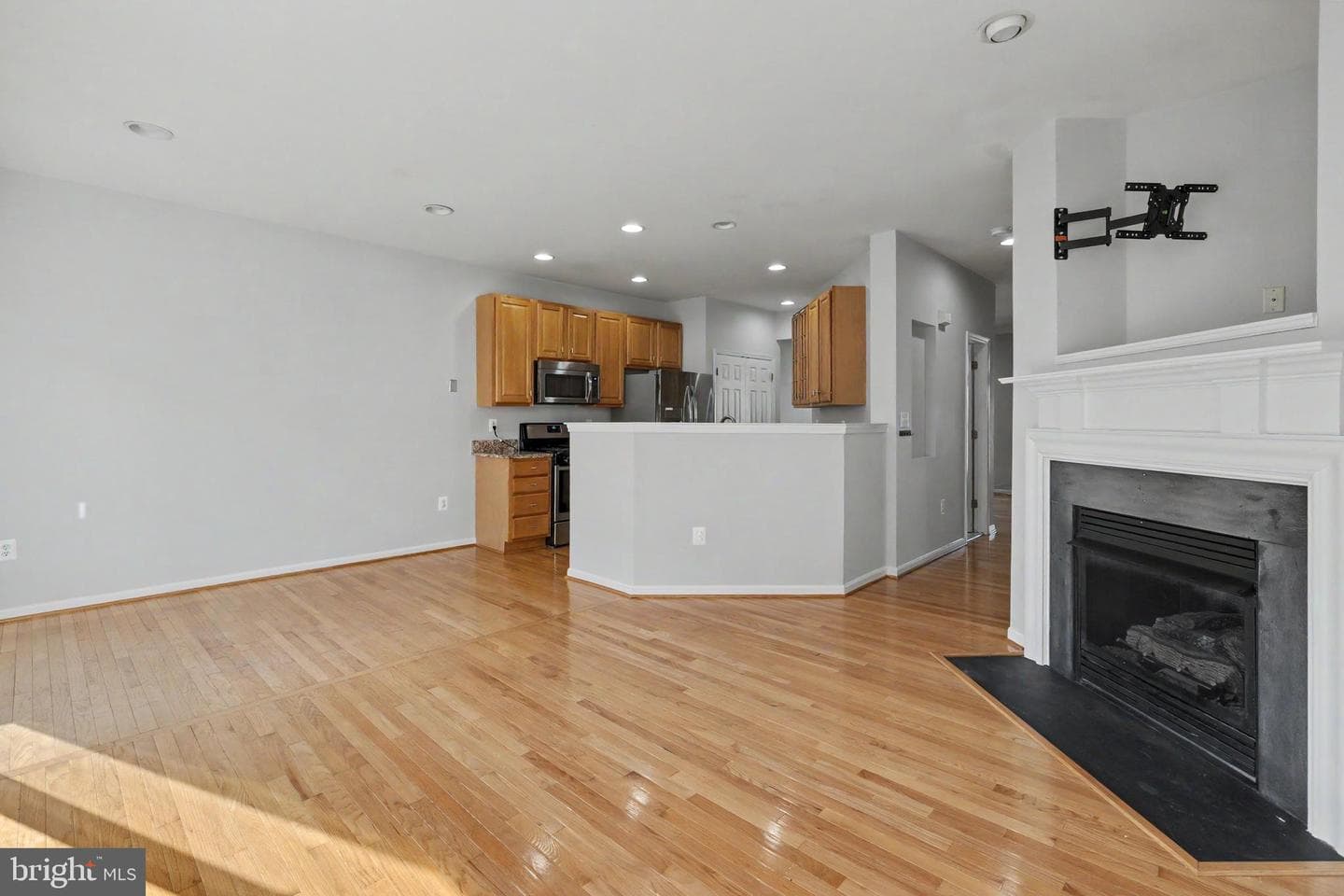 46202 Walpole Terrace photo 16