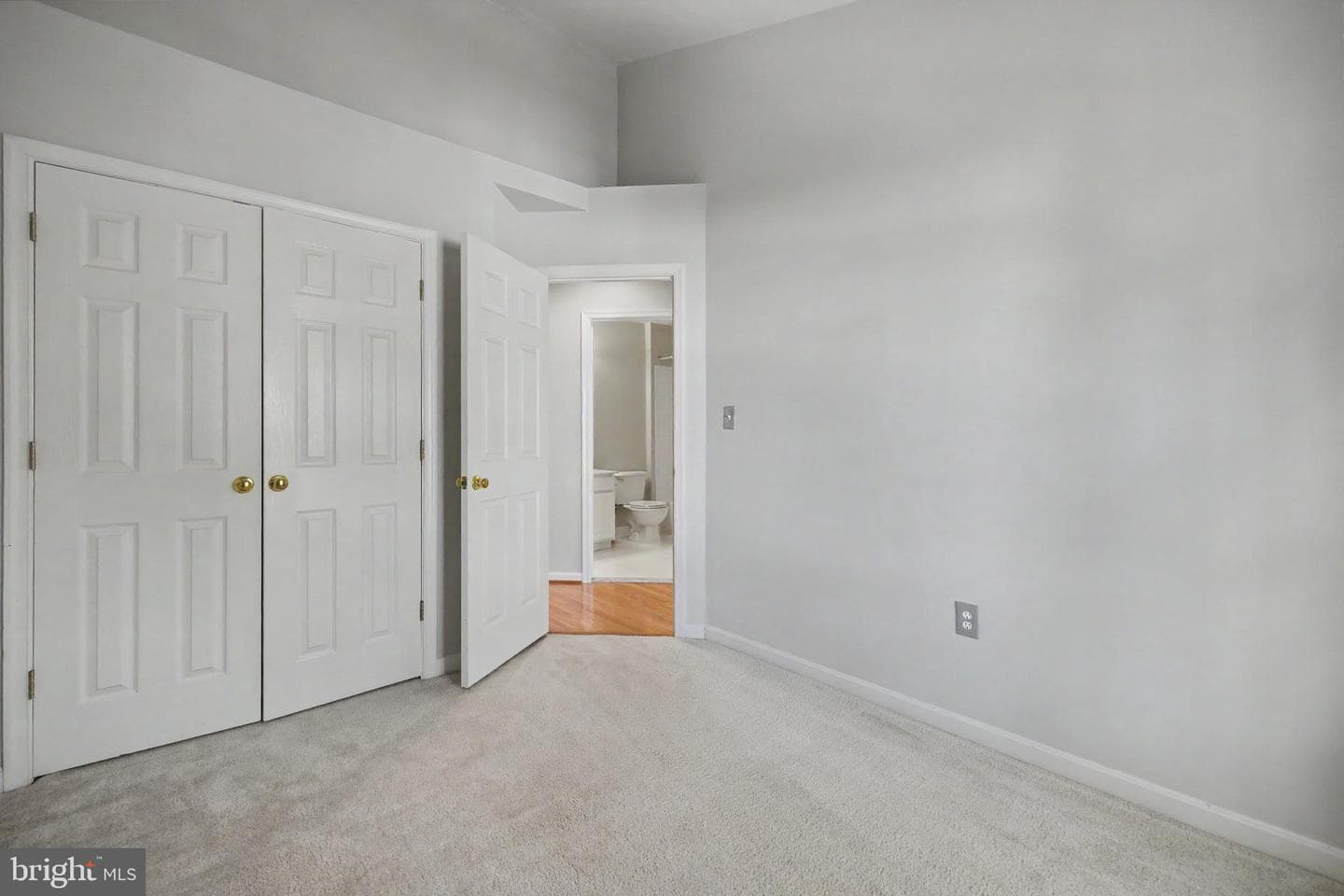 46202 Walpole Terrace photo 19