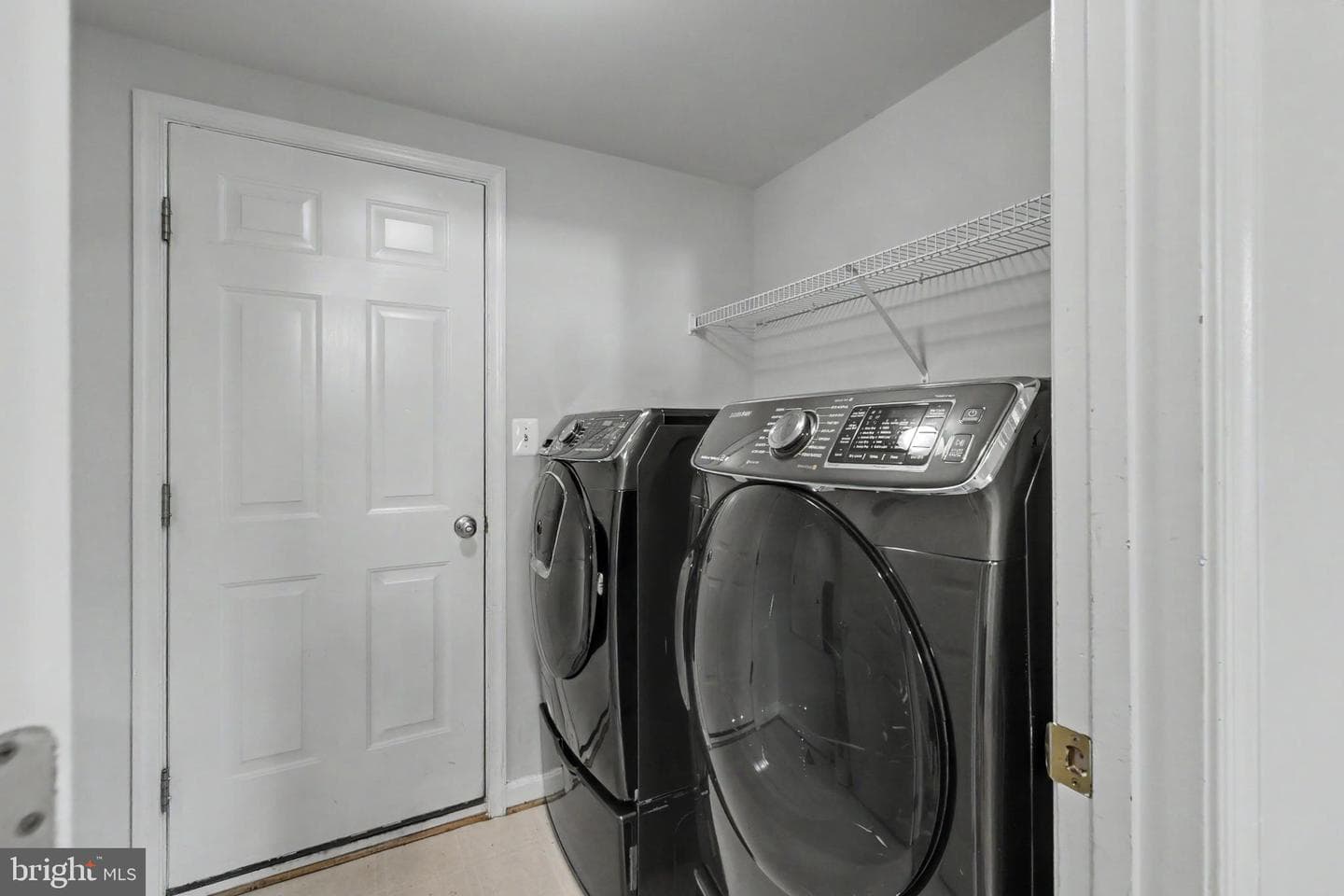 46202 Walpole Terrace photo 30