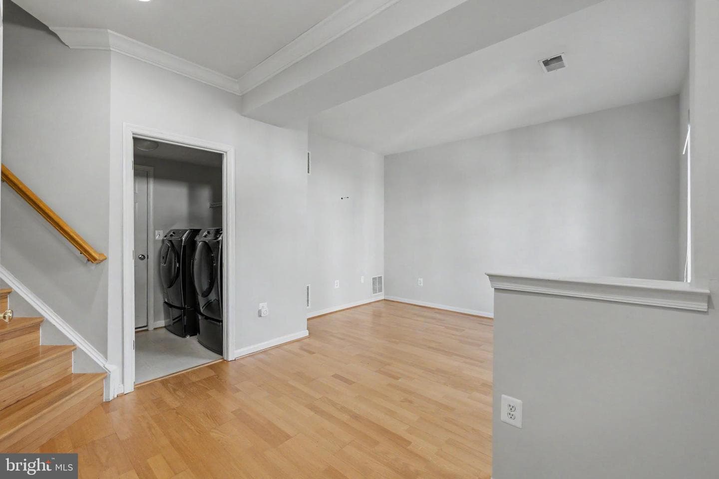 46202 Walpole Terrace photo 4
