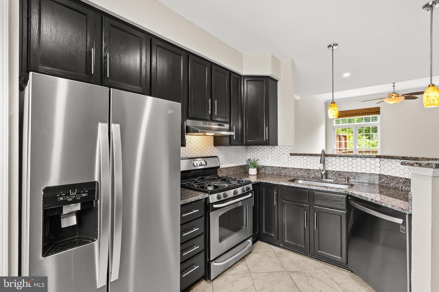47690 Woolcott Square photo 11