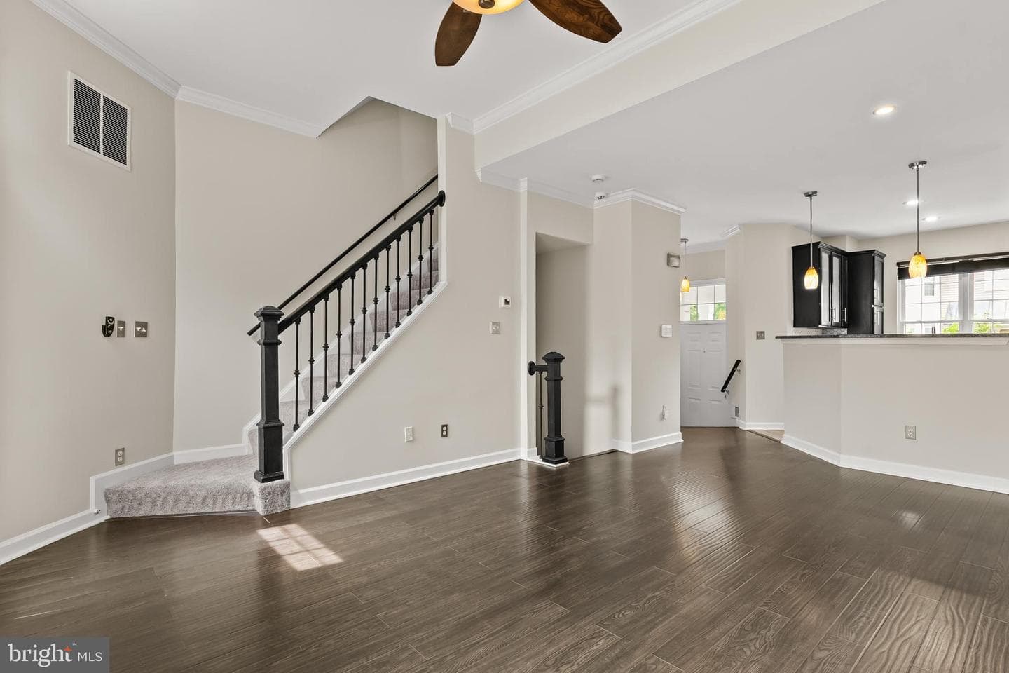 47690 Woolcott Square photo 15