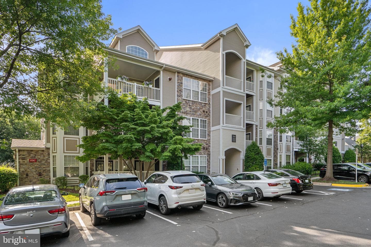 514 Sunset View Terrace SE #203 photo 3